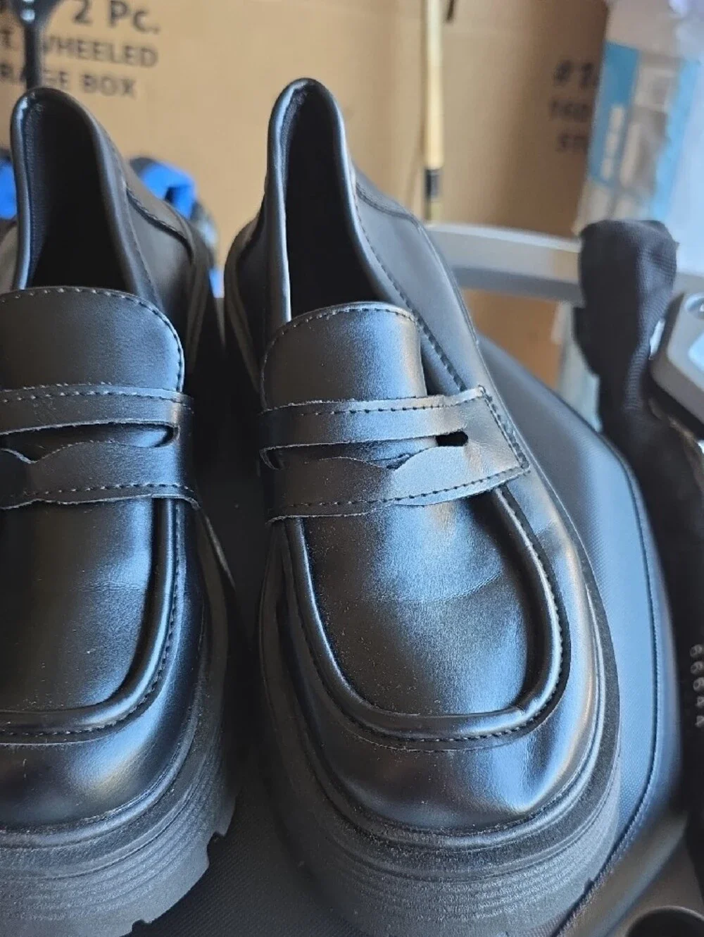 Black Leather  Loafers - Classic Slip-On Style